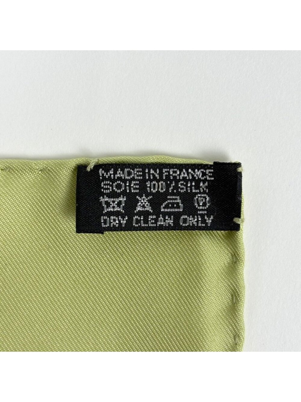 Hermes Carre 90 Avalcadour Scarf Cavalcadour Silk Green Multicolor - Picture 2 of 5
